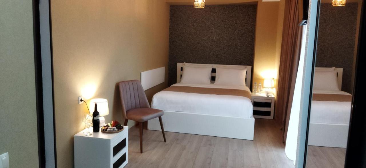 Vere Corner Hotel 트빌리시 외부 사진