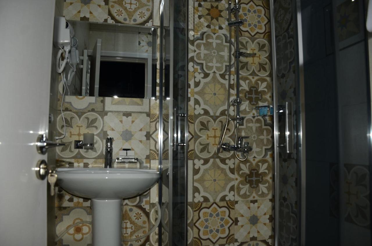 Vere Corner Hotel 트빌리시 외부 사진